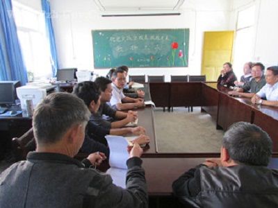 攀枝花市实验小学到永兴小学开展帮扶活动